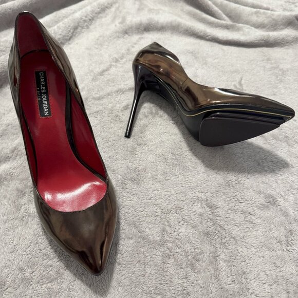 Charles Jordan Paris "Bridget" Classic Black Burgundy Iridescent Patent Pump - Picture 4 of 7